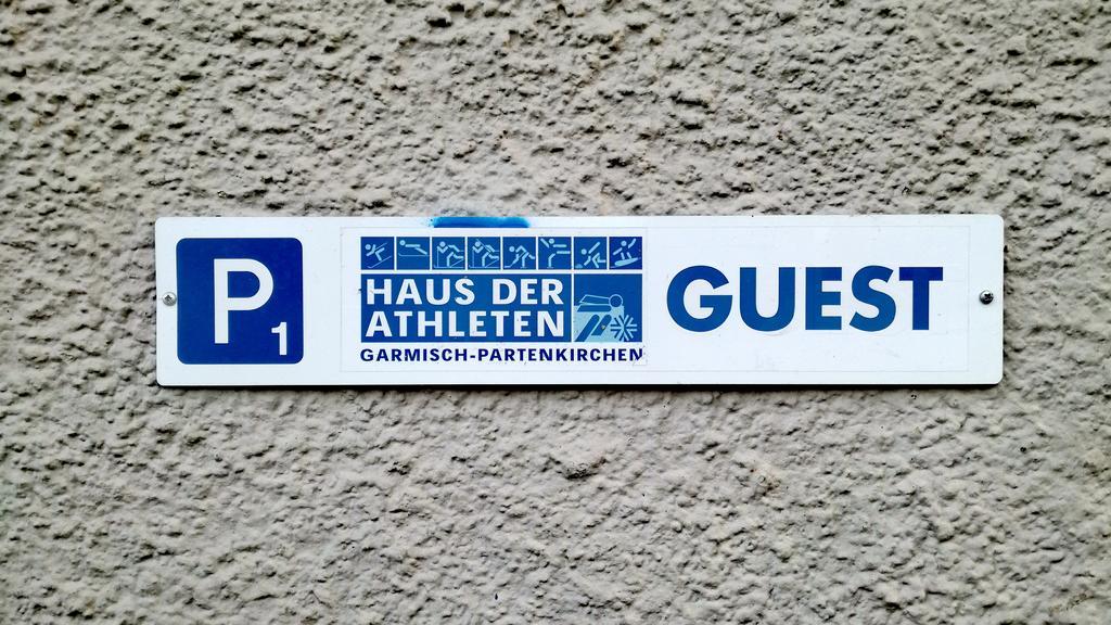 Hostel Der Athleten Γκάρμις-Παρτενκίρχεν Εξωτερικό φωτογραφία